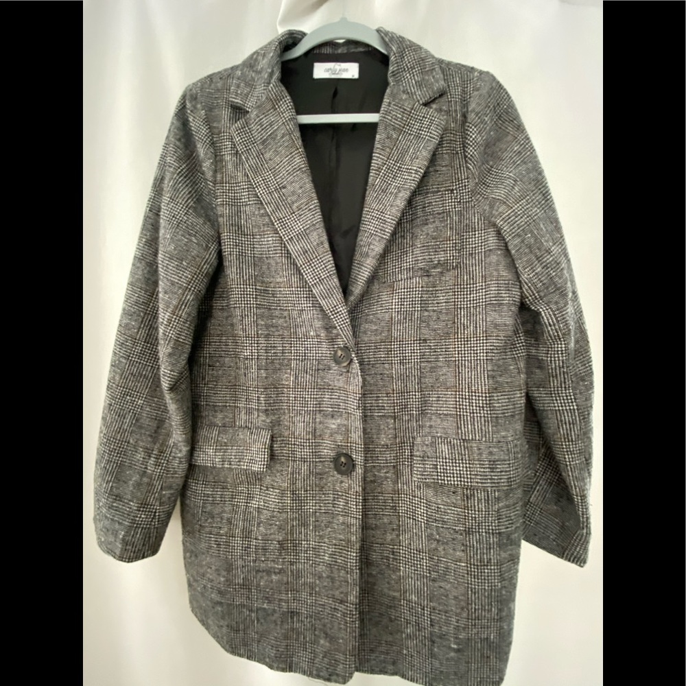 Carly Jean Los Angeles Blazer